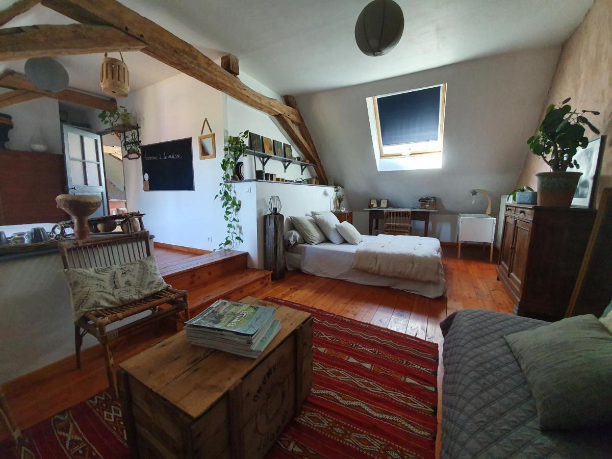 Chambre D'Hotes A La Campagne Nevers Challuy Bagian luar foto